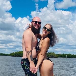 Meet your Posher, Marianna